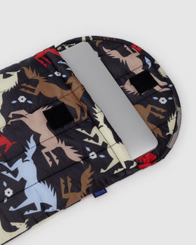 Puffy Laptop Sleeve 13"/14" - Horse Cut Outs